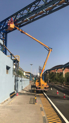 高空作業(yè)車(chē)的租賃指南 選擇高空車(chē)、云梯車(chē)、登高車(chē)與升降車(chē)的專業(yè)解析